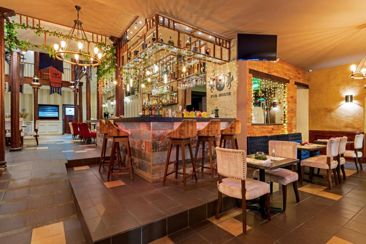Hotel La Cofradia Pub-House Cuenca Eksteriør bilde