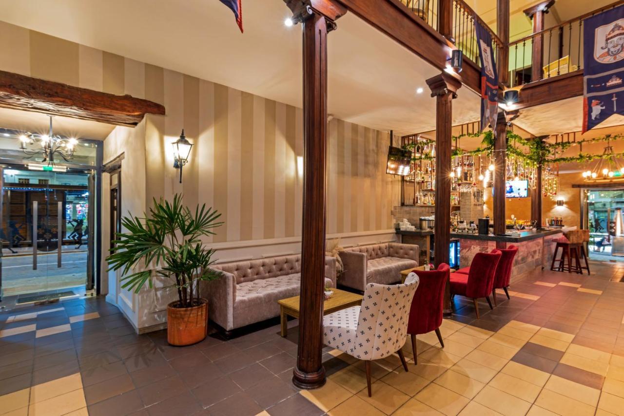 Hotel La Cofradia Pub-House Cuenca Eksteriør bilde